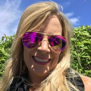 Meet your Posher, Debra